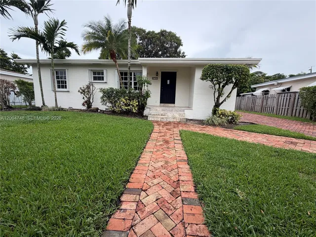 3-bedroom rental at 6746 SW 32nd Terrace, Miami