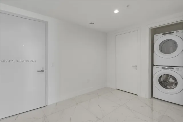 1-bedroom rental at 1170 E Hallandale Beach #904, Hallandale Beach