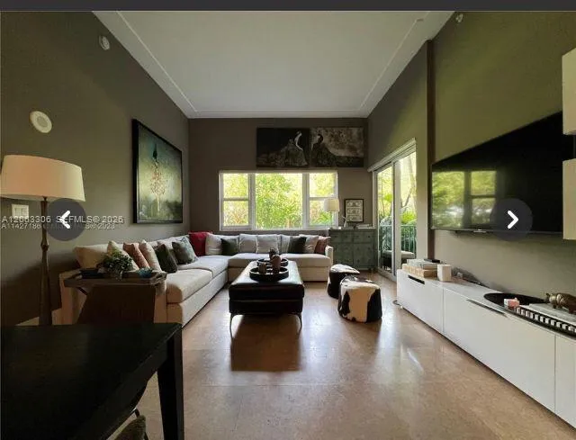 2-bedroom rental at 20000 E Country Club Drive #114, Aventura