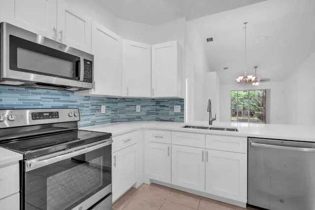3-bedroom home at 10788 Royal Caribbean Circle, Boynton Beach