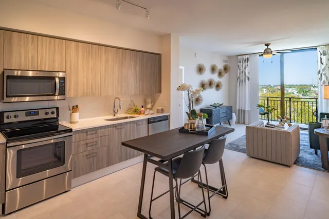 2-bedroom rental at 17945 SW 97th Avenue #220, Palmetto Bay