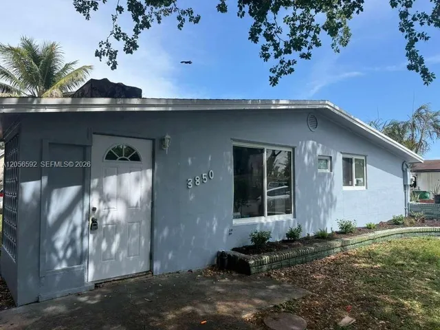 3-bedroom home at 3850 SW 59th Terrace, Davie