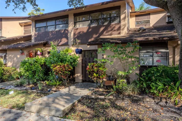 3-bedroom home at 7790 NW 79th Avenue #G6, Tamarac