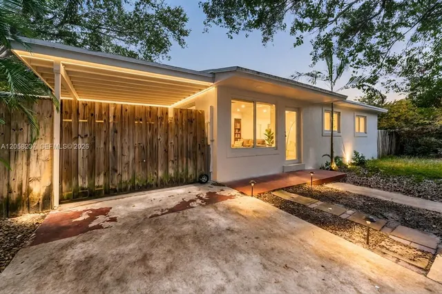 2-bedroom home at 3611 SW 36th Street, West Park