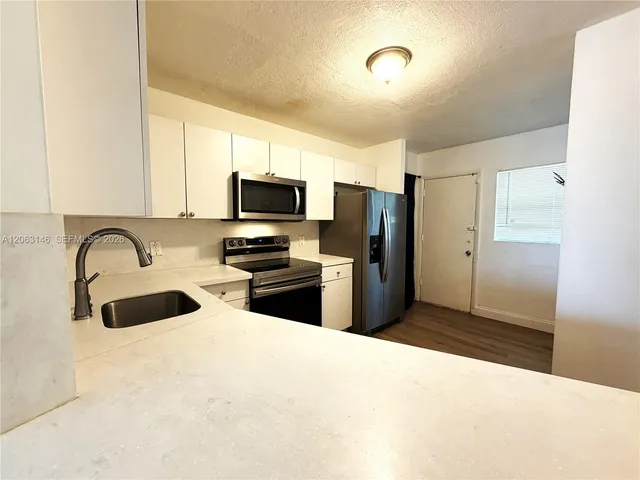 2-bedroom rental at 1770 NE 191st Street #204-1, Miami