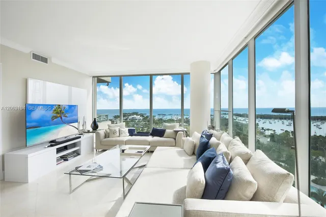 2-bedroom rental at 3400 SW 27th Avenue #1003, Coconut Grove