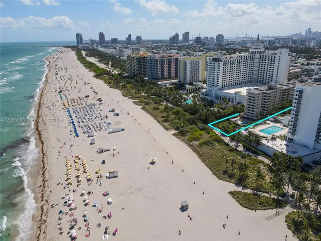 2-bedroom rental at 1621 Collins Avenue #908, Miami Beach
