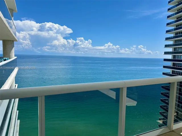 2-bedroom rental at 1800 S Ocean Drive #4005, Hallandale Beach