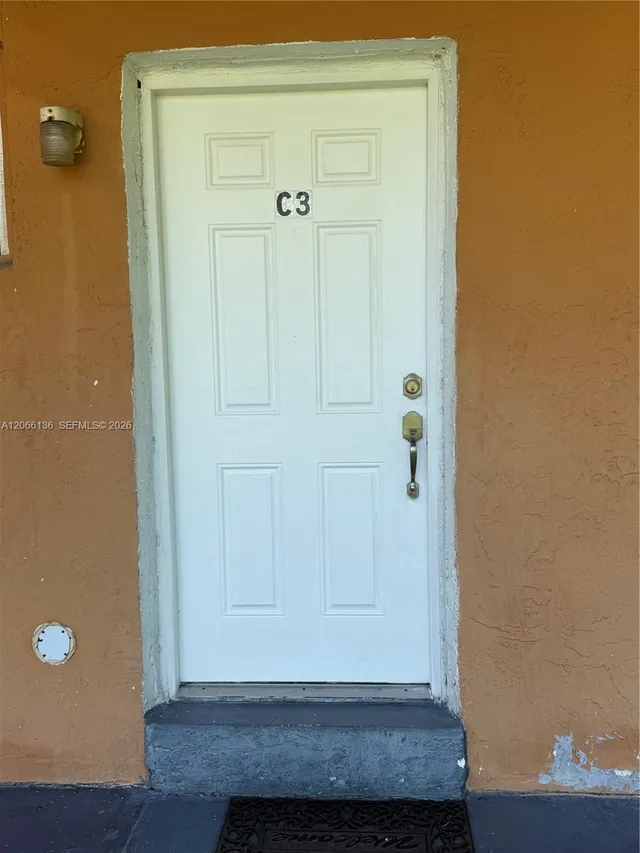 2-bedroom rental at 9760 SW 184th Street #3C, Cutler Bay
