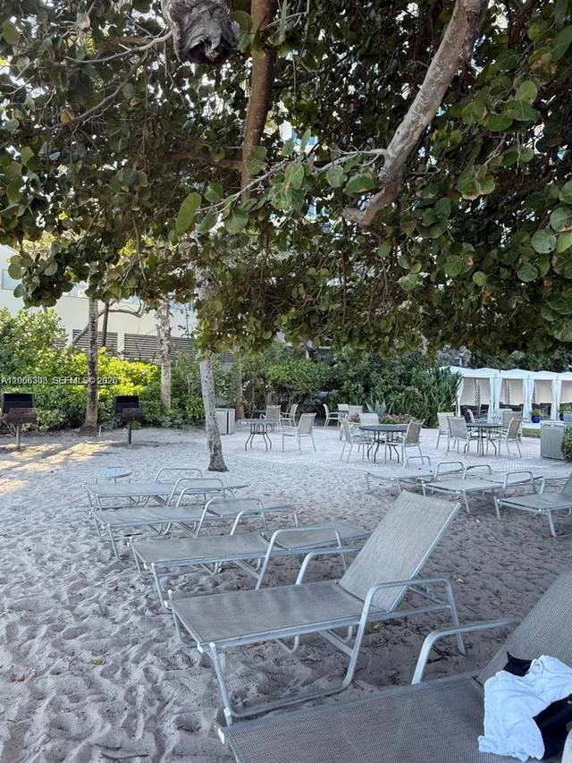 1-bedroom rental at 3001 S Ocean Drive #107, Hollywood