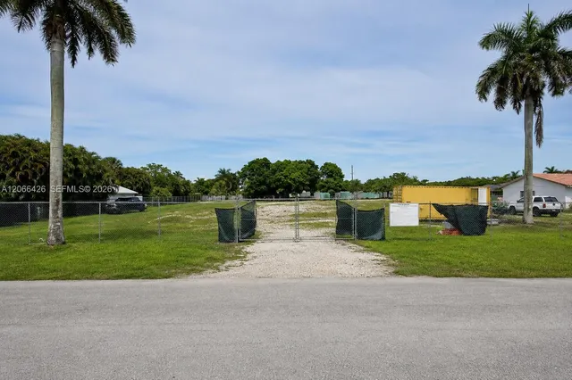 Land at 3550 NW 94th Avenue, Cooper City