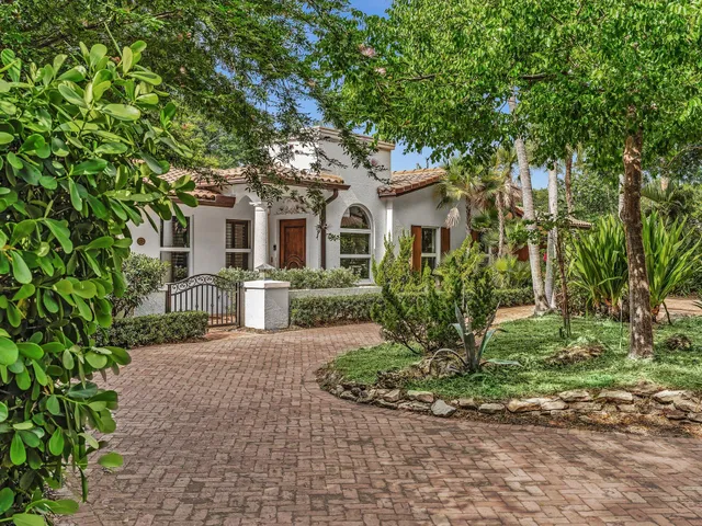 3-bedroom home at 898 Azalea Street, Boca Raton