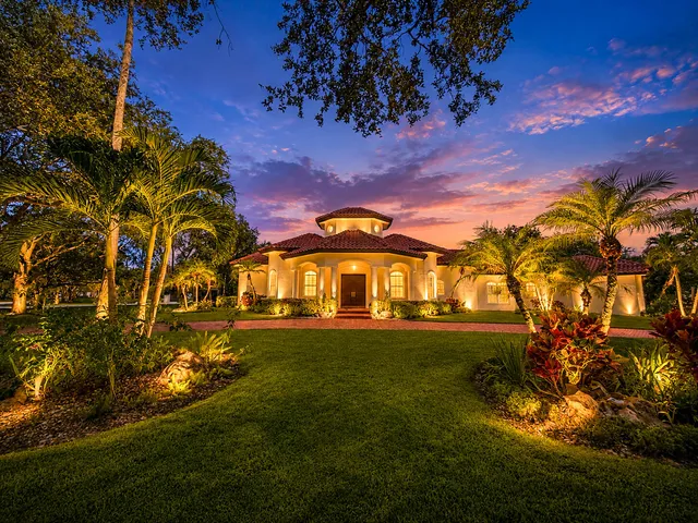 5-bedroom home at 4051 E RIDGEVIEW Drive, Davie