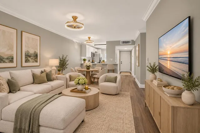 2-bedroom home at 6935 Huntington Lane #207, Delray Beach