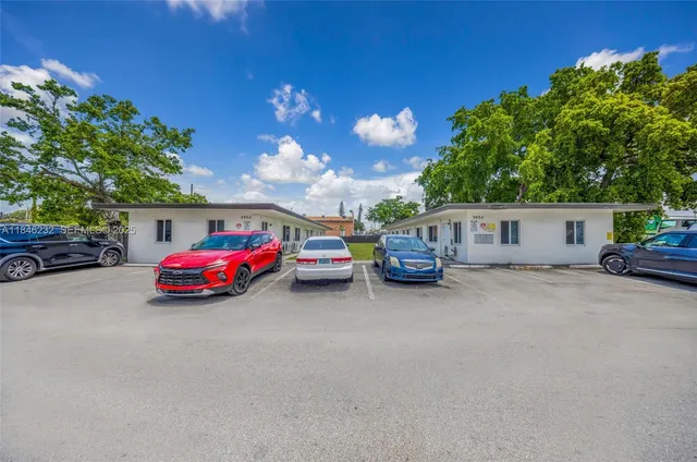 1-bedroom rental at 3932 SW 12TH Place #1-8, Fort Lauderdale