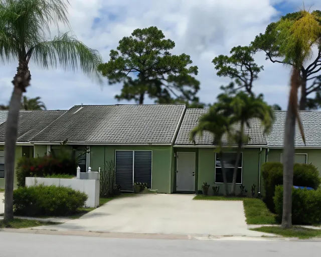 2-bedroom rental at 134 Oakwood Drive, Jupiter
