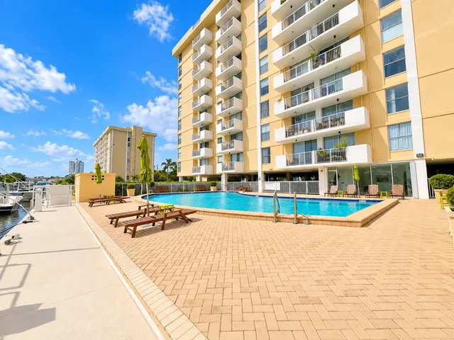 1-bedroom rental at 2020 NE 135TH Street #502, North Miami
