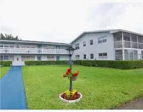 1-bedroom rental at 138 FARNHAM F N #138, Deerfield Beach