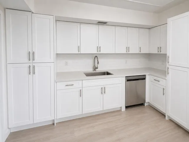 3-bedroom rental at 6680 BURNING WOOD Drive #264, Boca Raton