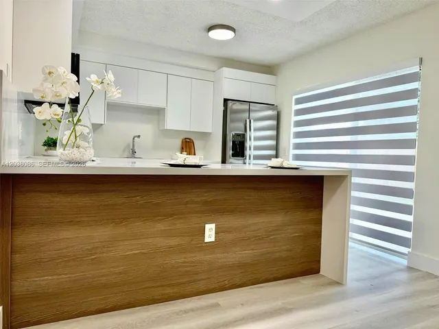 3-bedroom home at 2565 Garden Court, Cooper City