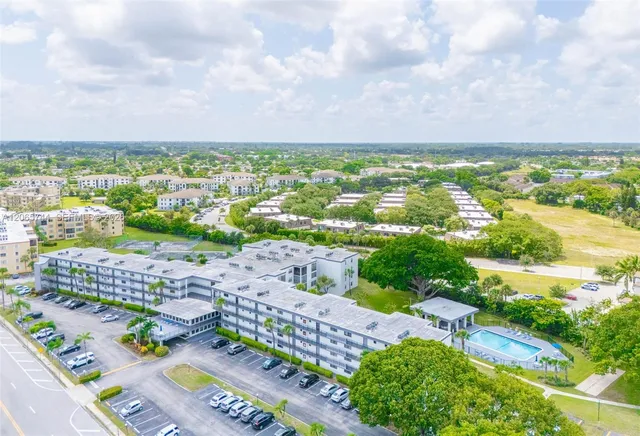 2-bedroom home at 9233 SW 8th Street #208, Boca Raton
