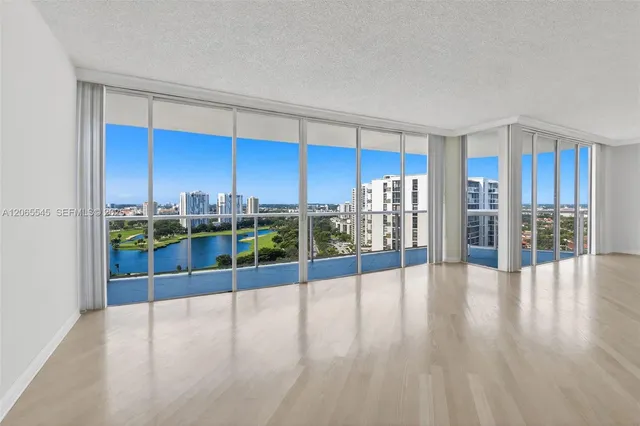 2-bedroom home at 20281 E Country Club Drive #1801, Aventura
