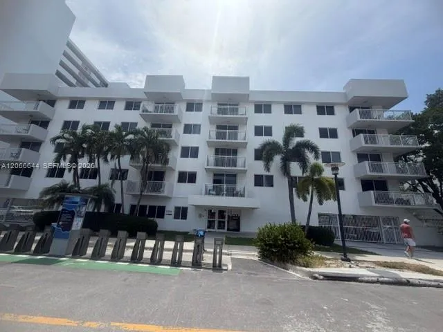 2-bedroom rental at 1666 West Avenue #303, Miami Beach