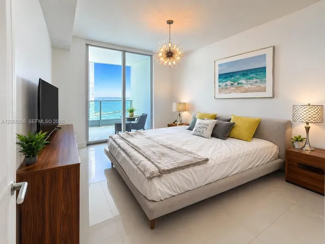 2-bedroom rental at 900 Biscayne Boulevard #4410, Miami