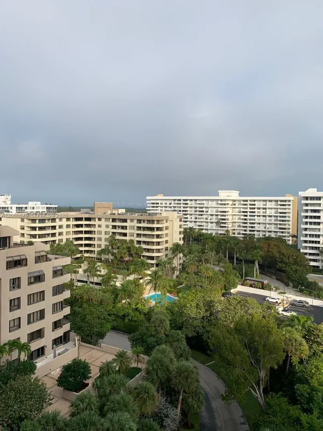 2-bedroom rental at 251 Crandon Boulevard #929, Key Biscayne