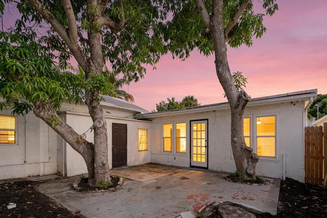 7-bedroom home at 526 38TH Street, West Palm Beach