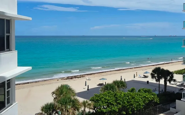 2-bedroom home at 3600 Galt Ocean Drive #5d, Fort Lauderdale