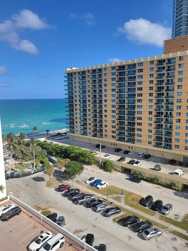 2-bedroom home at 2401 S OCEAN Drive #1108, Hollywood