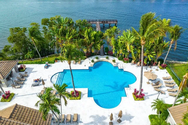 2-bedroom rental at 3606 S OCEAN Boulevard #105, Highland Beach