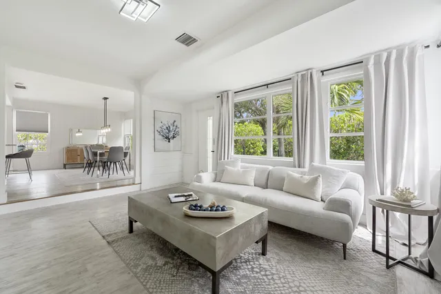2-bedroom rental at 313 N 16TH Avenue N, Lake Worth Beach