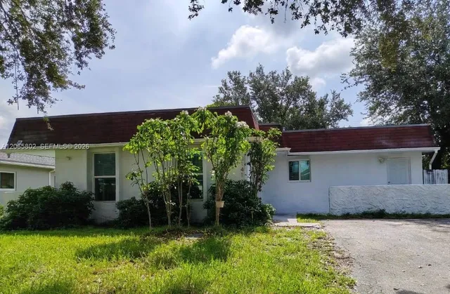 3-bedroom home at 3141 N 73rd Avenue, Hollywood