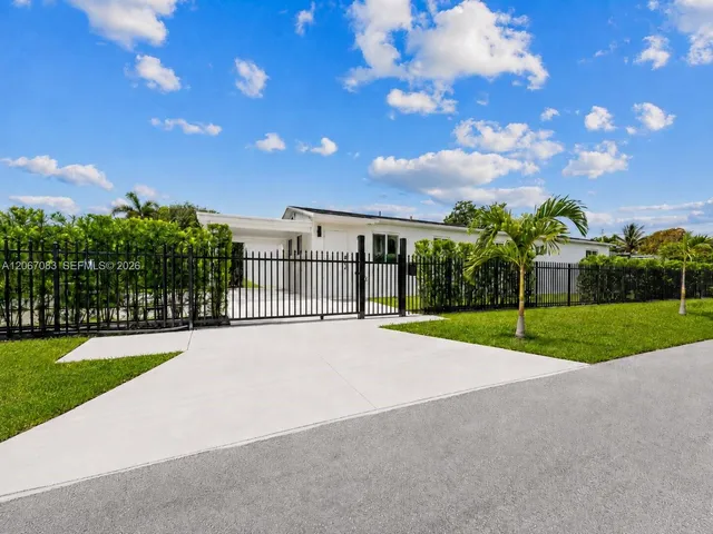 3-bedroom home at 3930 W 2nd Avenue, Hialeah