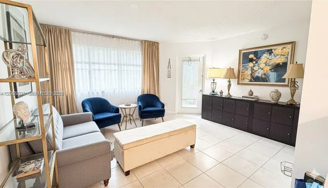 1-bedroom home at 540 S Park Road #14-9, Hollywood