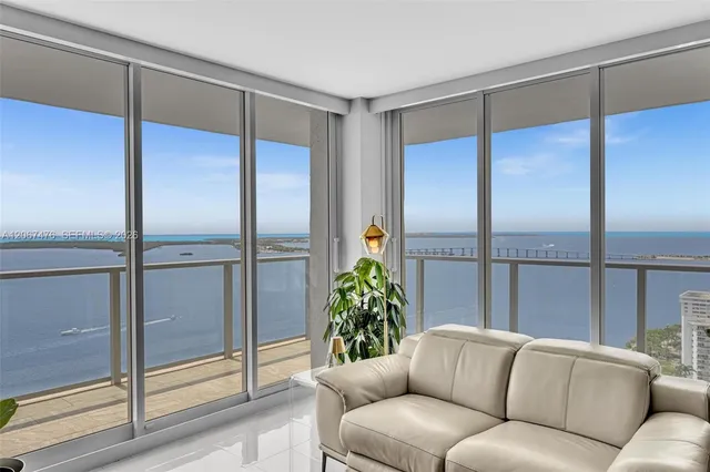2-bedroom home at 1155 Brickell Bay Drive #3211, Miami