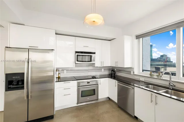 3-bedroom home at 60 SW 13th Street #4001, Miami