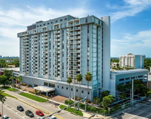 1-bedroom home at 13499 Biscayne Boulevard #PH1712, North Miami