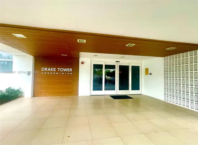 1-bedroom rental at 1800 N Andrews Avenue #5D, Fort Lauderdale