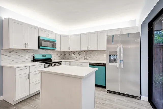 2-bedroom home at 736 NW 98TH Circle, Plantation