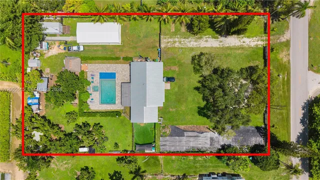 4-bedroom home at 26480 SW 187th Avenue, Homestead
