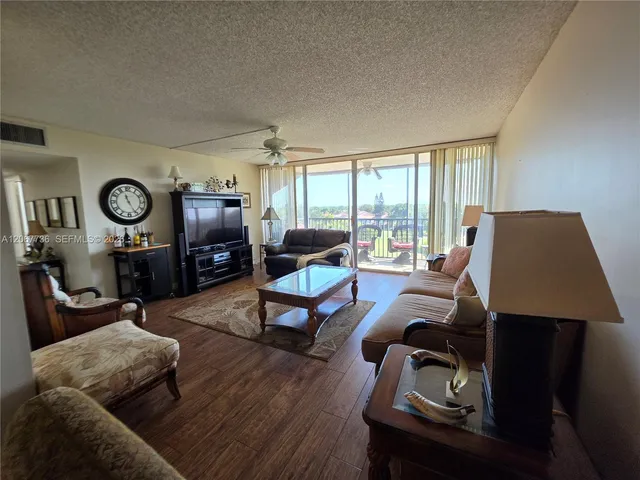 2-bedroom rental at 3771 Environ Boulevard #649, Lauderhill