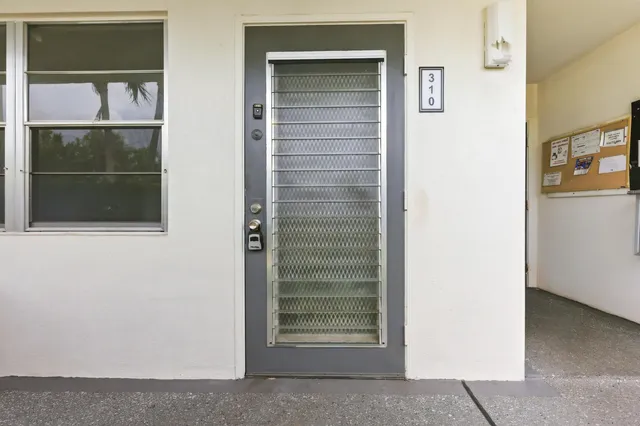 1-bedroom home at 310 OAKRIDGE R Court #310, Deerfield Beach