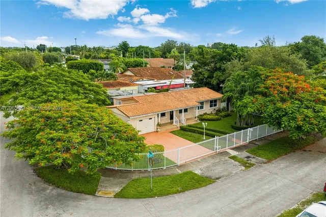 4-bedroom home at 7135 SW 19th Street, Miami