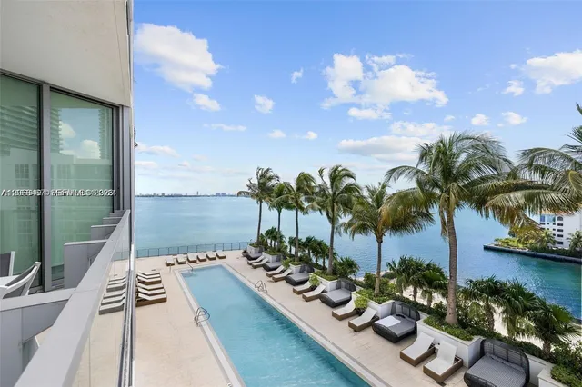 1-bedroom home at 2900 NE 7th Avenue #809, Miami