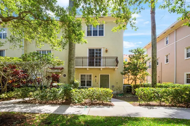 3-bedroom home at 888 University Boulevard, Jupiter