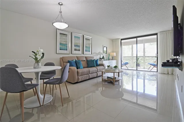 2-bedroom home at 1100 Colony Point Circle #419, Pembroke Pines