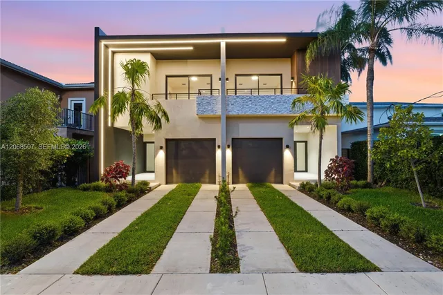 4-bedroom home at 2927 SW 36th Avenue, Miami